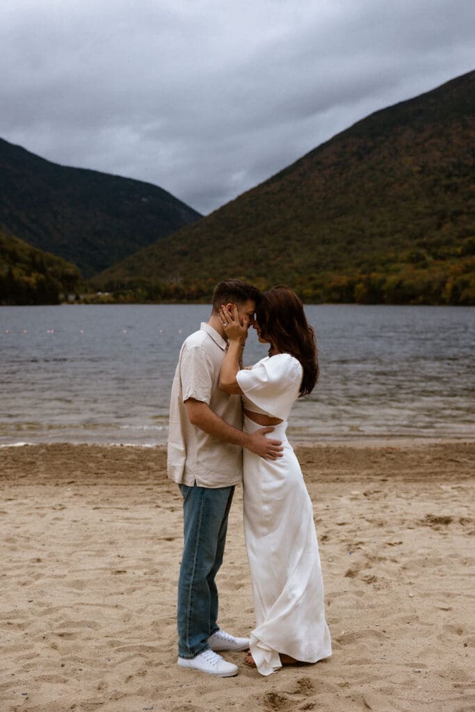white mountains new hampshire engagement photos5