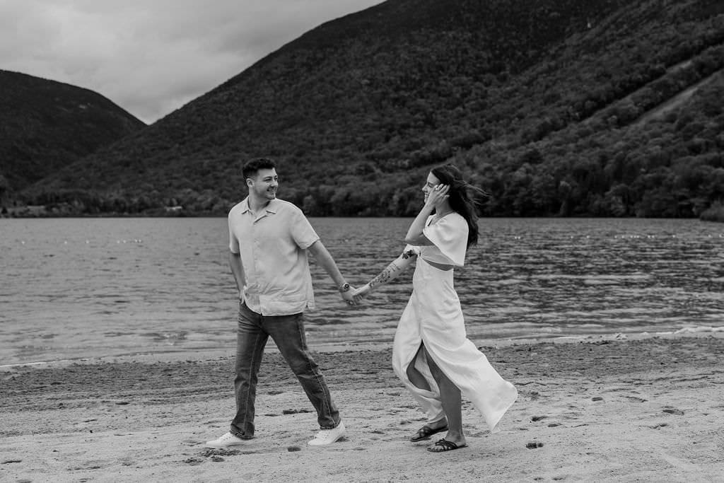 white mountains new hampshire engagement photos5